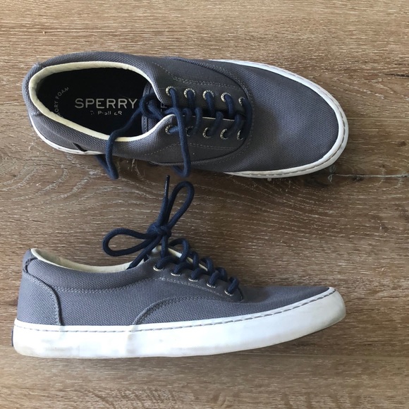 Sperry’s Topslider - Picture 2 of 2